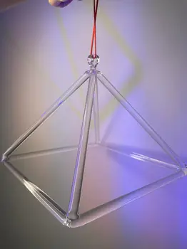 12-дюймовая поющая пирамида из прозрачного кварца для оздоровления Йогой Расслабьтесь с помощью бесплатного молотка