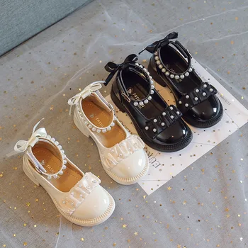 2023 Весенняя Новая обувь из британской кожи для девочек, Детская Мягкая обувь Mary Janes, детские модные повседневные однотонные черные лоферы с бантом и жемчугом