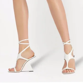 Arden Furtado / 2023, Летние женские босоножки на высоком каблуке с квадратным открытым носком, элегантные модные босоножки с перекрестным ремешком и пряжкой на высоком каблуке