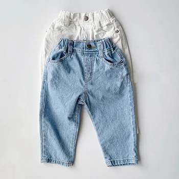 Осенние детские однотонные короткие джинсы для мальчиков и девочек, универсальные повседневные джинсовые брюки.
